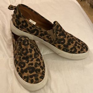 Tommy Bahama Leopard Print Slip-On Shoes, Size: 7.5